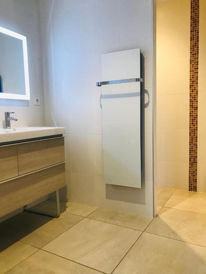 Ferme St Pierre 2 Suites Avec Repas, Piscine, Clim, Cheminee Ou Baignoire Spa Chabeuil Εξωτερικό φωτογραφία