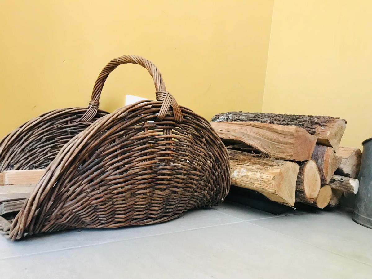 Ferme St Pierre 2 Suites Avec Repas, Piscine, Clim, Cheminee Ou Baignoire Spa Chabeuil Εξωτερικό φωτογραφία