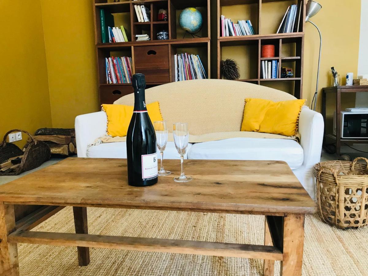 Ferme St Pierre 2 Suites Avec Repas, Piscine, Clim, Cheminee Ou Baignoire Spa Chabeuil Εξωτερικό φωτογραφία
