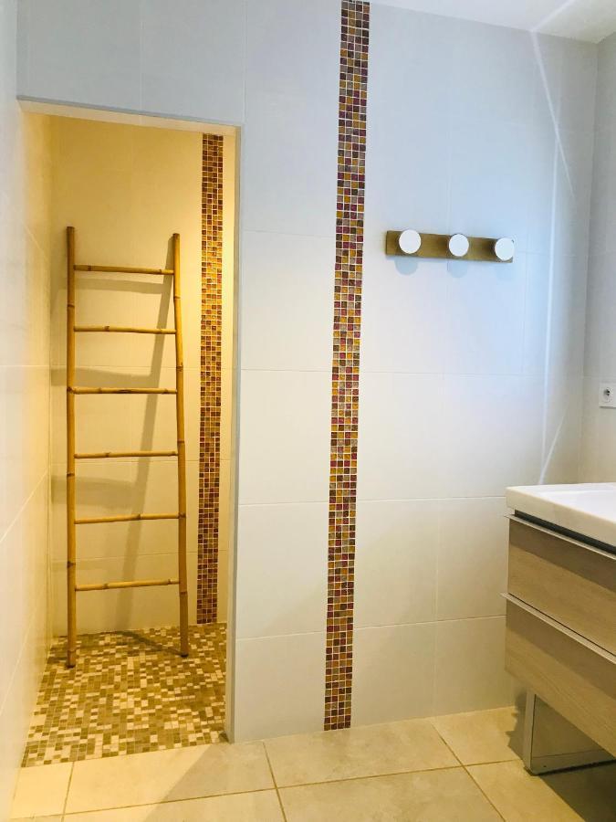 Ferme St Pierre 2 Suites Avec Repas, Piscine, Clim, Cheminee Ou Baignoire Spa Chabeuil Εξωτερικό φωτογραφία