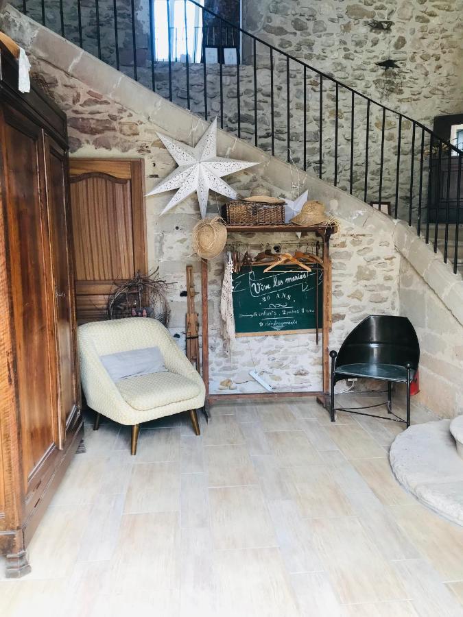Ferme St Pierre 2 Suites Avec Repas, Piscine, Clim, Cheminee Ou Baignoire Spa Chabeuil Εξωτερικό φωτογραφία